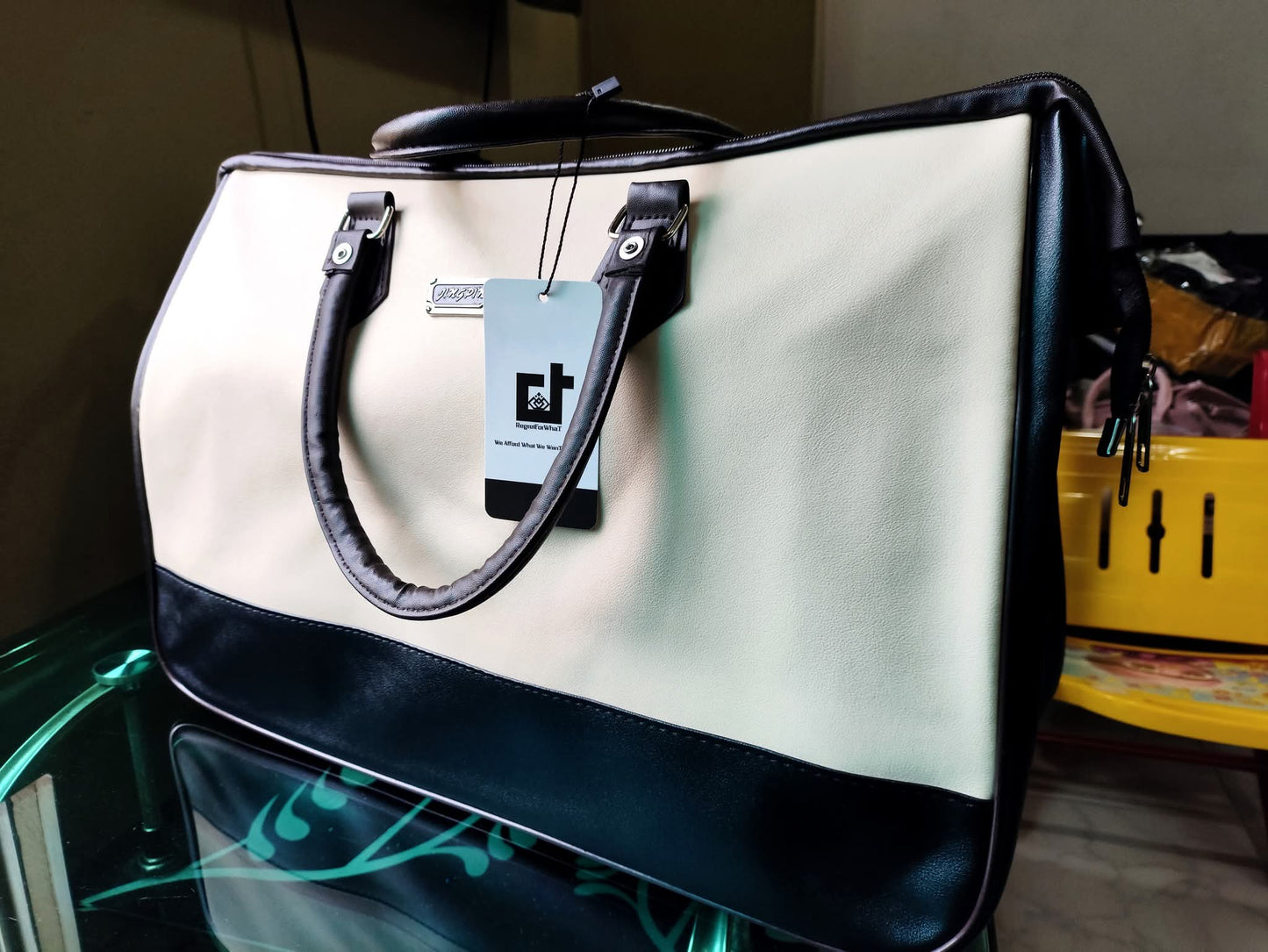 DUFFLE BAG